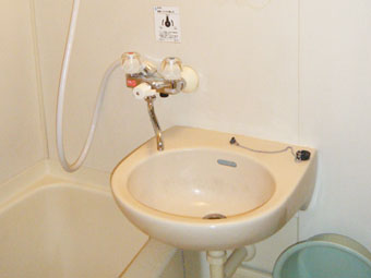 ［施工後］神奈川県川崎市　K様宅 INAX　シャワーバス水栓　浴槽・洗い場兼用　2ハンドル一般水栓/BF-615HG