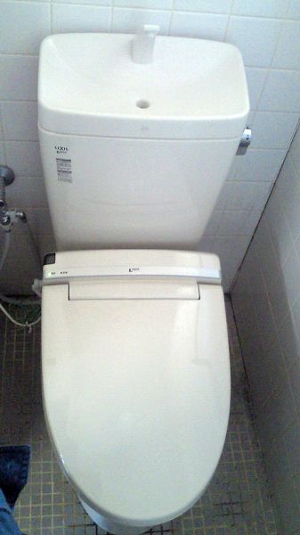 ［施工後］神奈川県川崎市　R様邸 INAX アメージュZ(リトイレ)+シャワートイレ（CW-KA21QC)