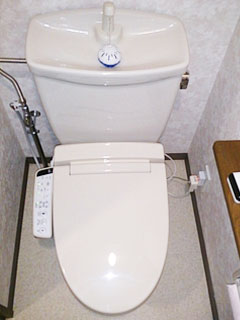 ［施工後］埼玉県さいたま市 I様邸 INAX シャワートイレ KBシリーズ／CW-KB21QC